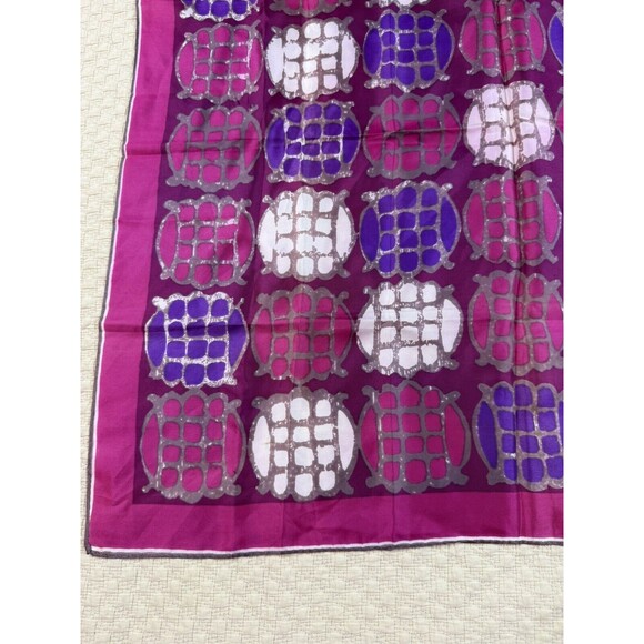 Vera Neumann Turtle Square‎ Scarf Magenta Purple Burgundy Abstract Vintage 26.5" - Picture 11 of 13